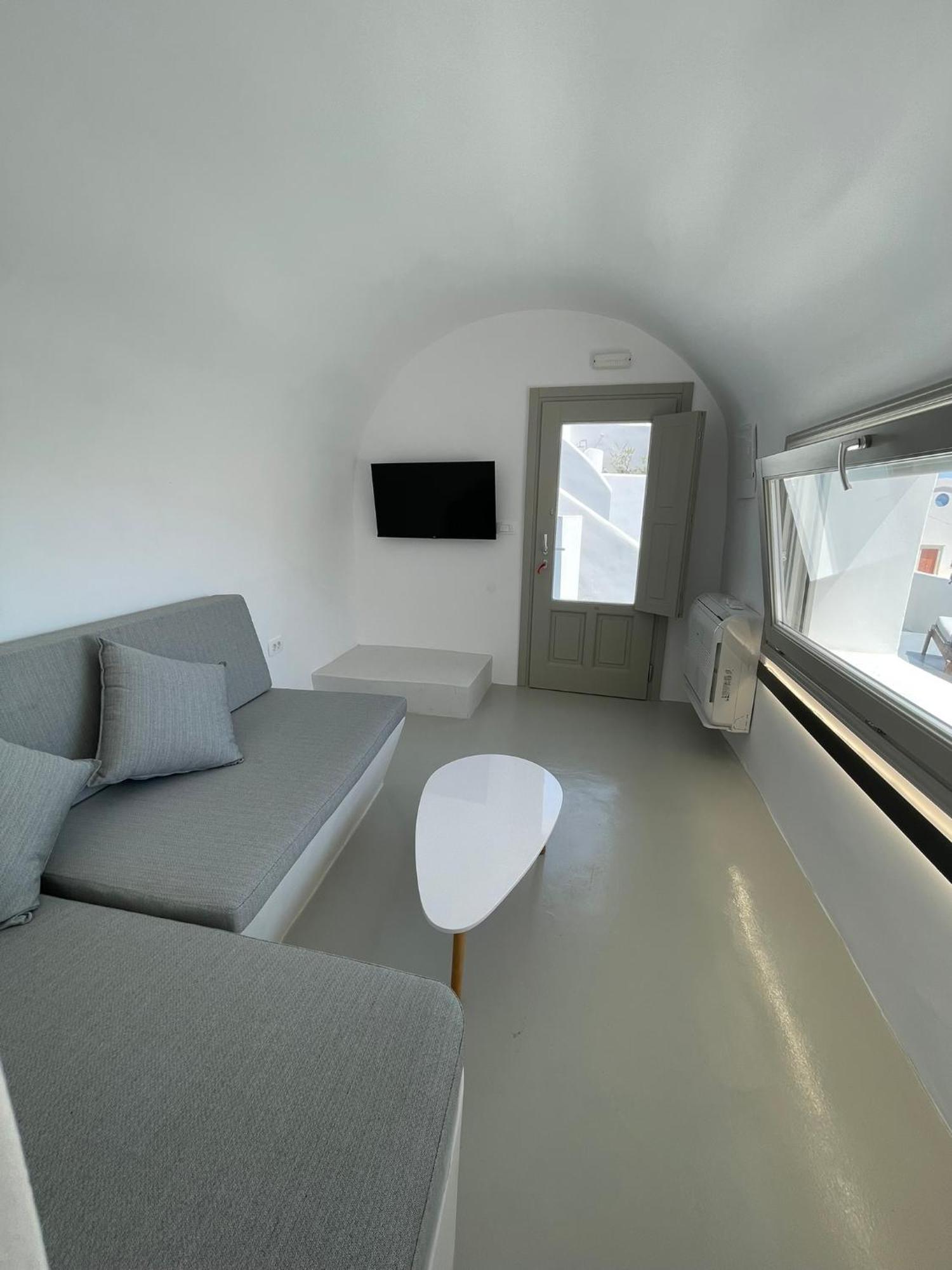 Solo Sole Suites Santorini Exo Gonia Exterior photo